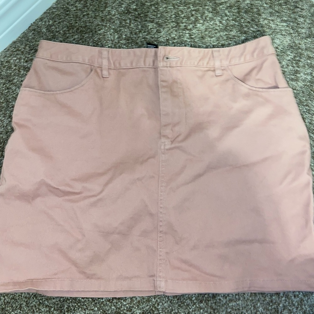 Forever 21 light pink skirt